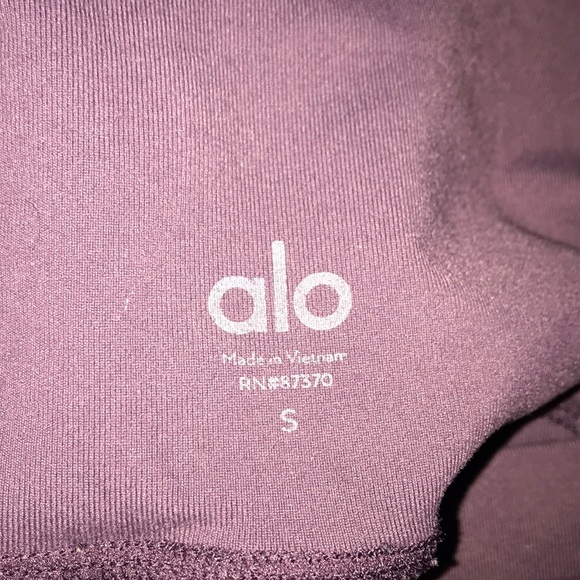 Alo yoga high waist interlace leggings in eggplant - Picture 3 of 3